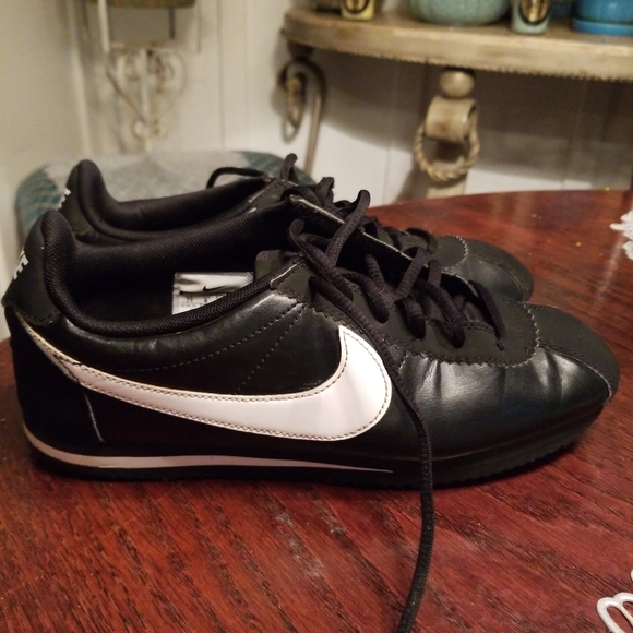 nike cortez 7y